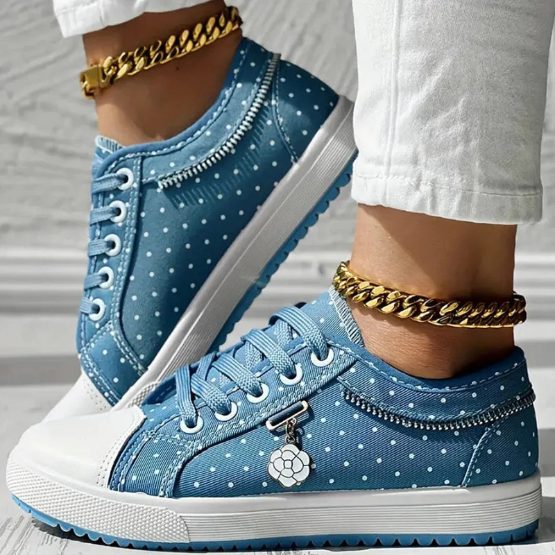 Adelaide | Sneakersy z koronkowymi detalami