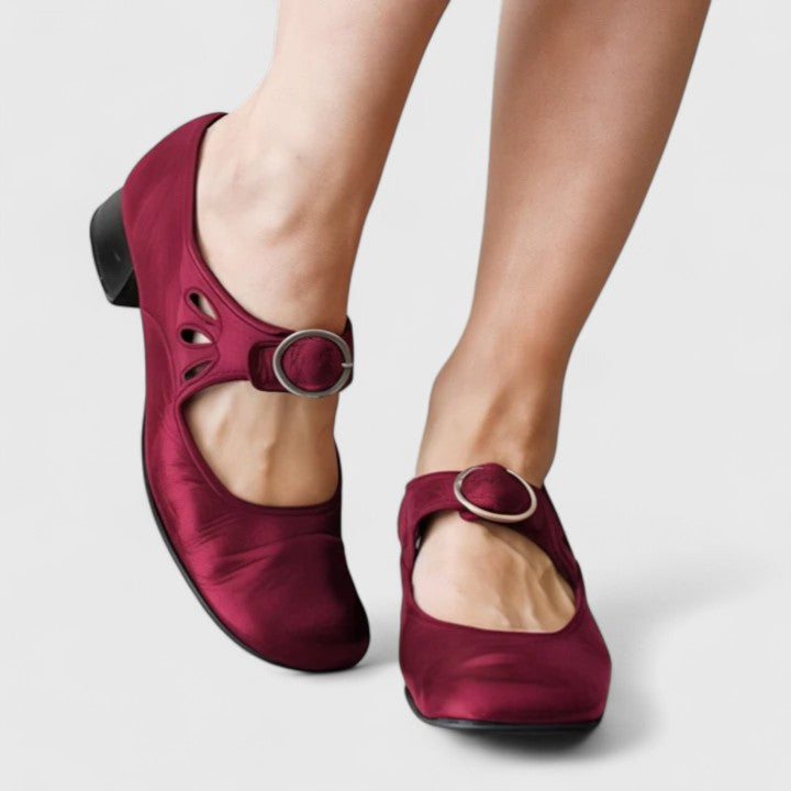 Chloé – Buty Mary Jane na słupku