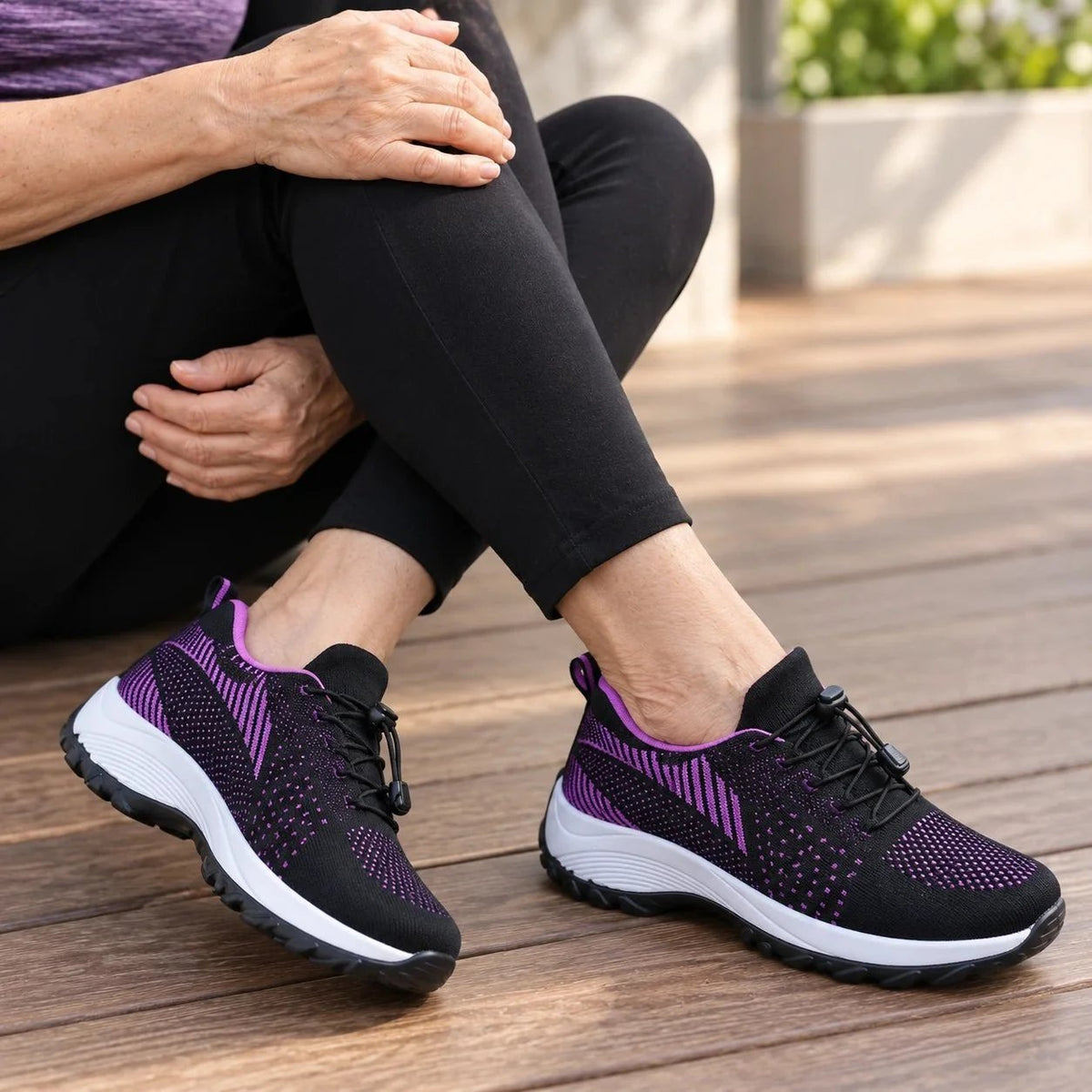 Solara – Szerokie sneakersy antypoślizgowe