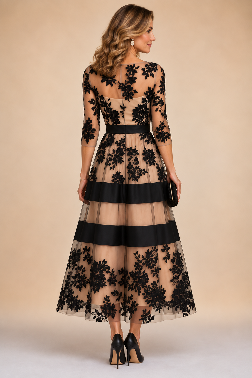 Adrielle | Elegancka sukienka z kwiecistej koronki