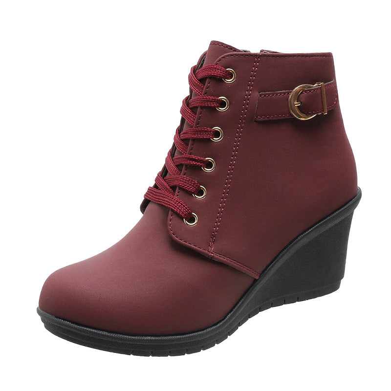 Signe – Wygodne buty na koturnie z zamkiem