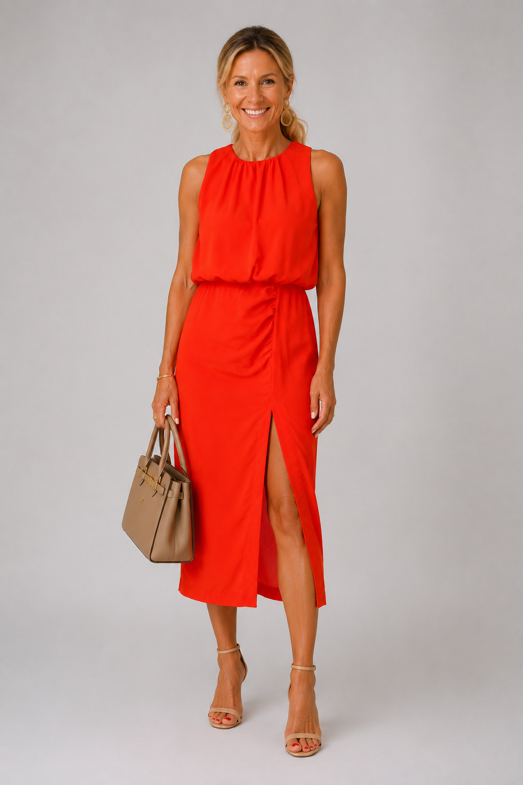 Nicole | Elegancka letnia sukienka z rozcięciem