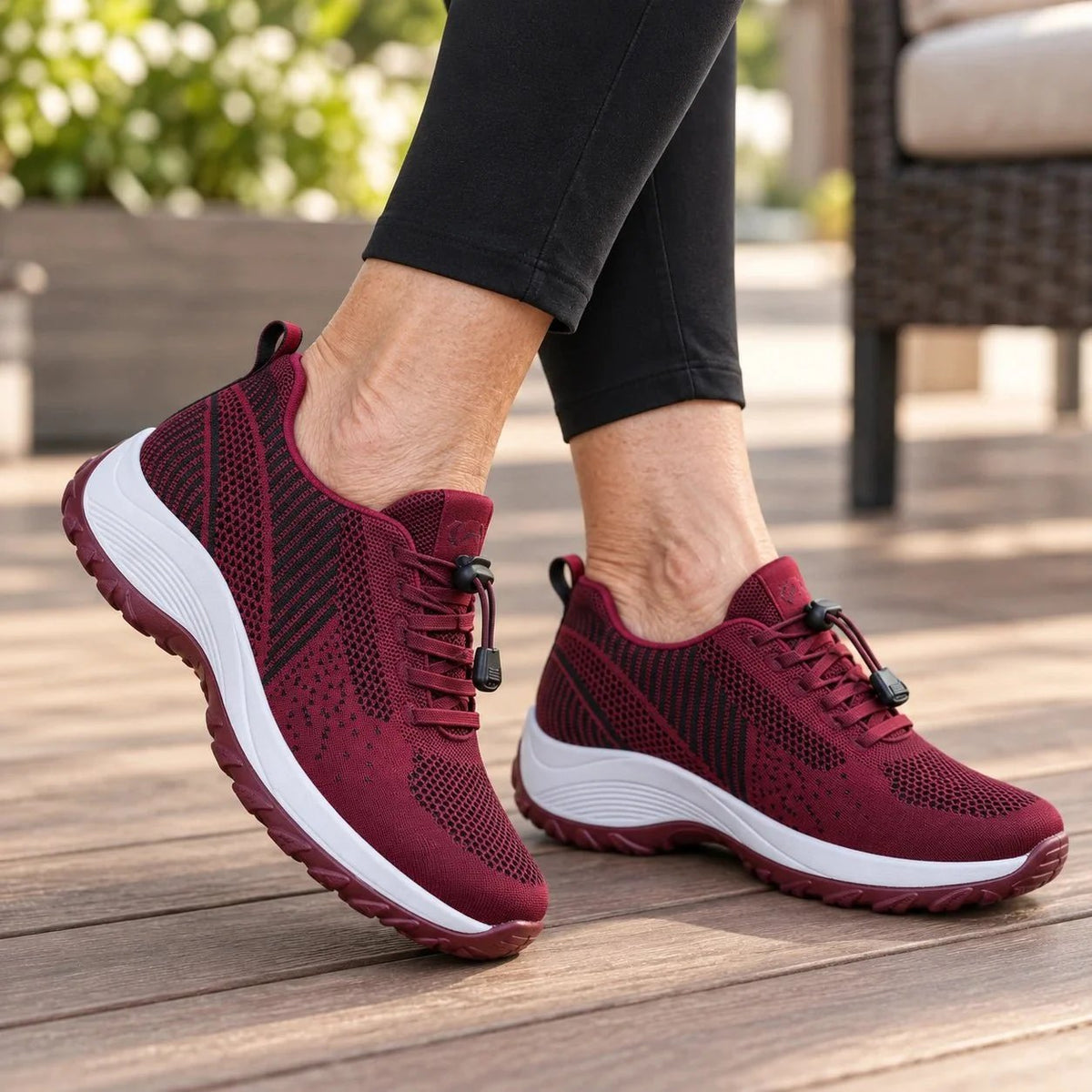 Solara – Szerokie sneakersy antypoślizgowe