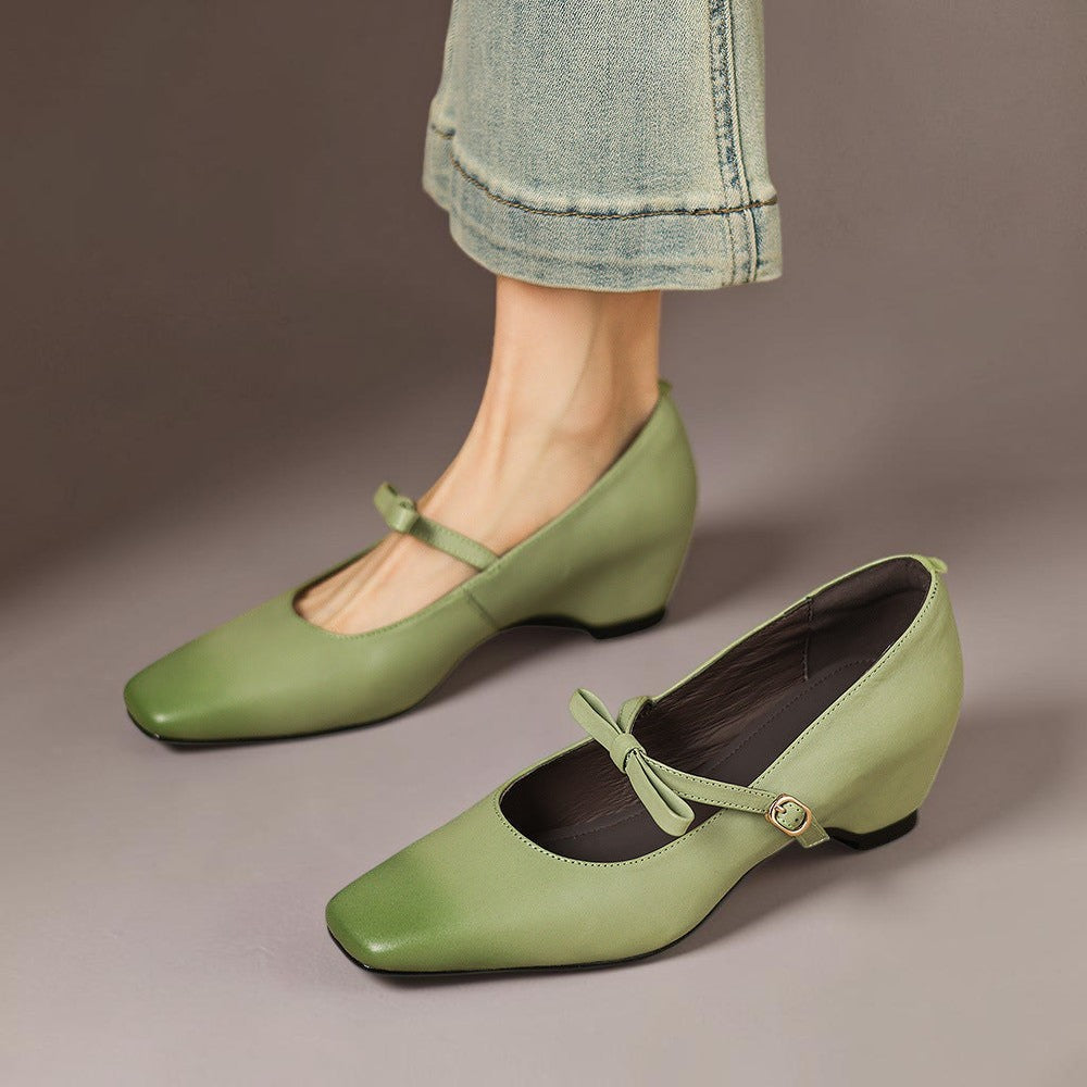 Mette | Eleganckie buty Mary Jane z kokardą